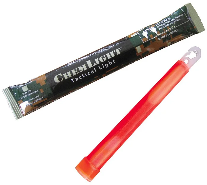 08.202400 – CYALUME Chemlight Bâton Lumineux 15cm 12H ROUGE