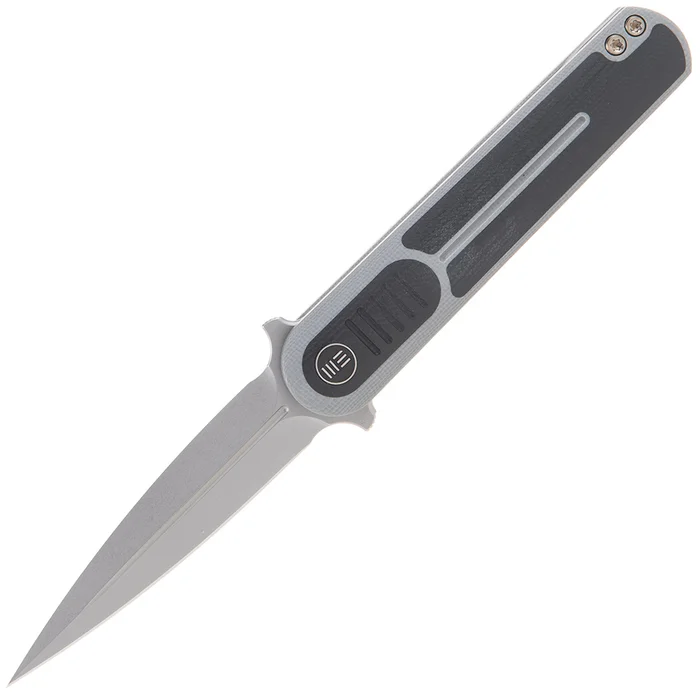 2002B – We Knife Angst Justin Lundquist