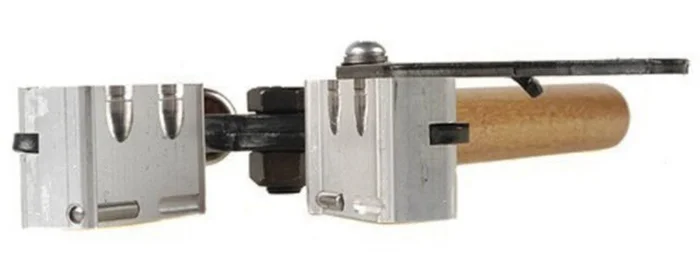 90303 – Lee Precision – Moule à balle à tête ronde double cavité 358-158-RF