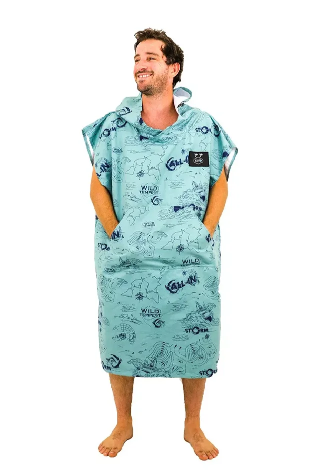 ALL IN – Poncho Travel Storm
