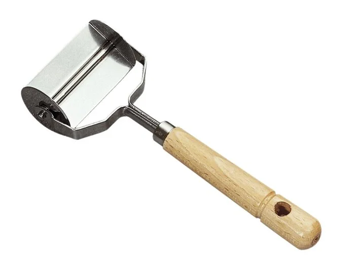 EPPI.172 ROULETTE COUPE-PATE CARREE 6X6CM