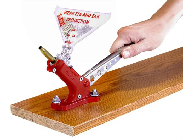 Lee Precision – Lee Auto Bench Prime