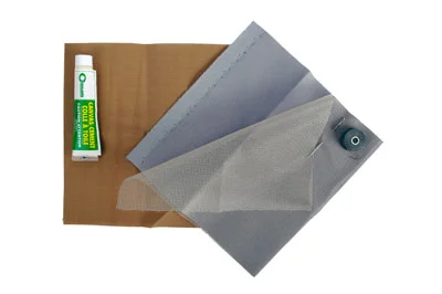 RL380703 – Coghlan’s Kit de réparation tente