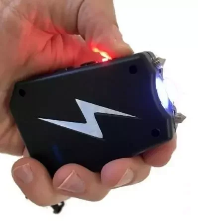 Taser shocker compact défense – Tazer 2 000 000 volts !