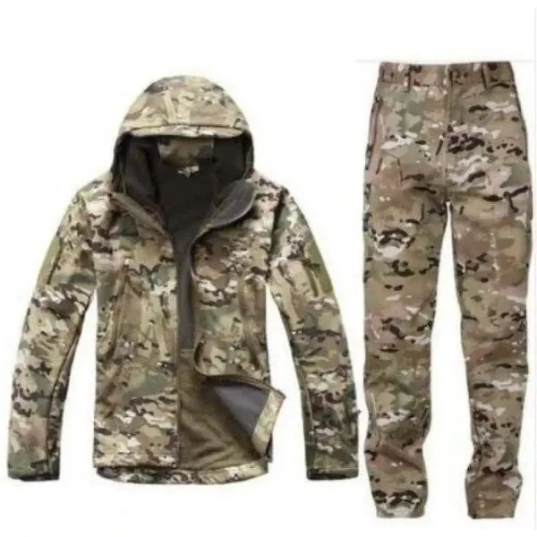 TENUE DE CHASSE – ENSEMBLE VESTE ET PANTALON