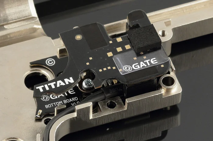 TITAN V2 BASIC REAR
